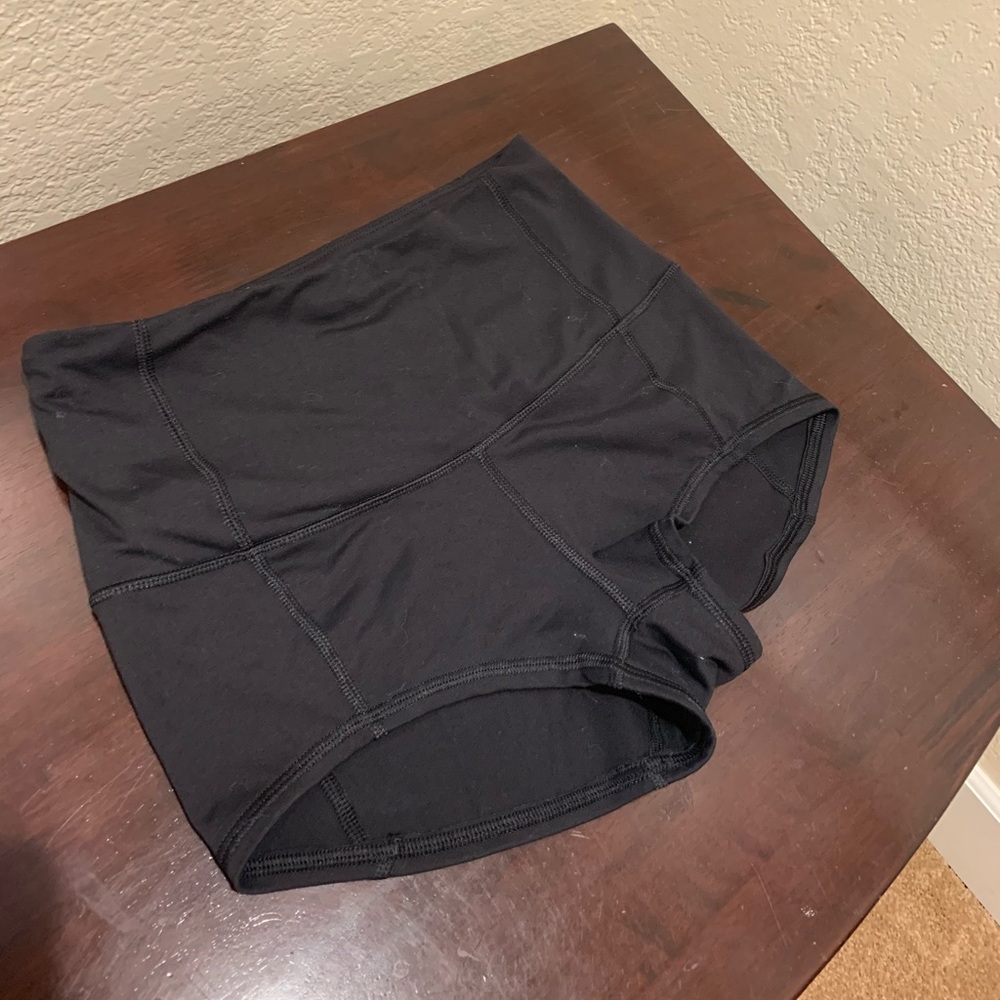 Black high waisted work out shorts